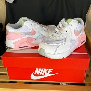 Toddler 9c Nike Air max Excee